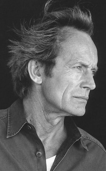 Lance Henriksen